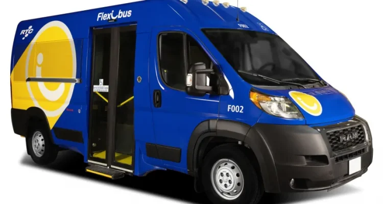 Le Flexibus, un service de transport à la demande, un franc succès!